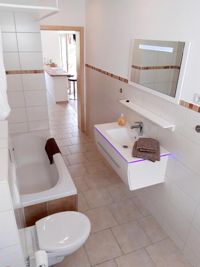 Stadtoase Geraeumige Gaestewohnungen Mit Balkon, Komfort, Modernitaet Und Ruhe, Fuer Monteure Geeignet, Free Wifi Frankenberg Extérieur photo