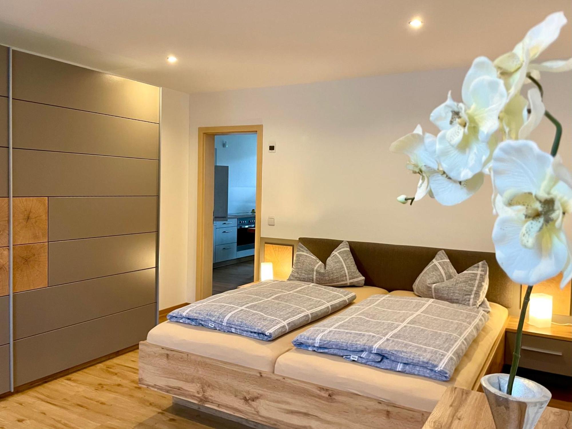 Stadtoase Geraeumige Gaestewohnungen Mit Balkon, Komfort, Modernitaet Und Ruhe, Fuer Monteure Geeignet, Free Wifi Frankenberg Extérieur photo